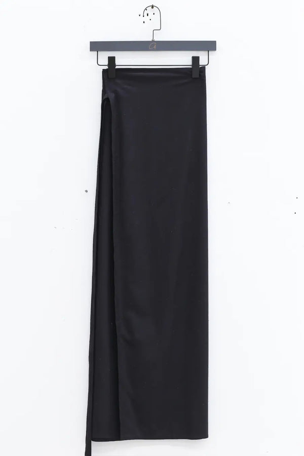 BASERANGE wrap skirt SKVE-WS-AU23 black